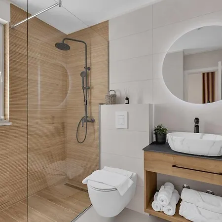 Easy Times 2 - Exklusiv * マカルスカ