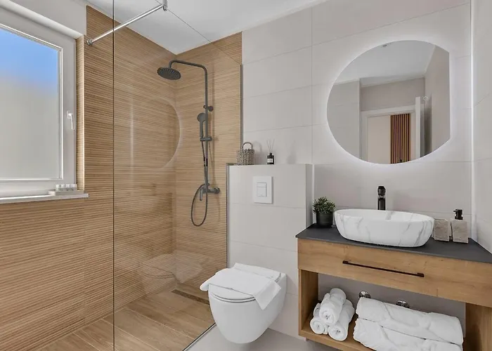 Easy Times 2 - Exklusiv * Makarska