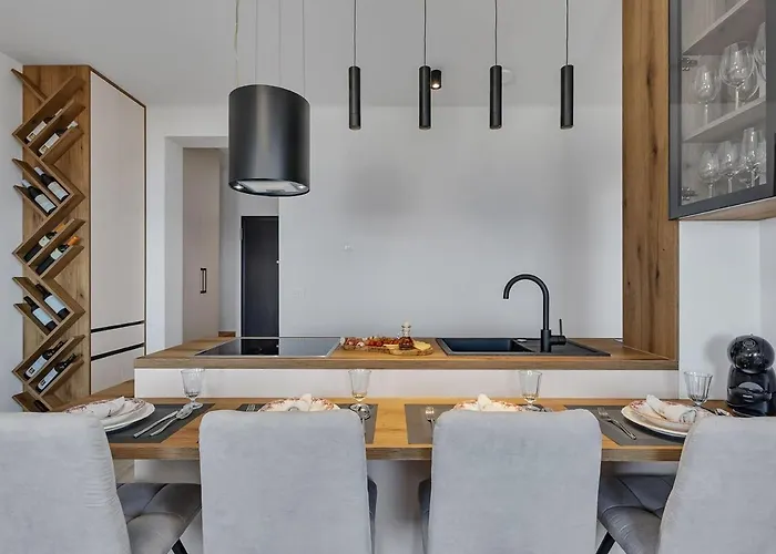 Easy Times 2 - Exklusiv Makarska